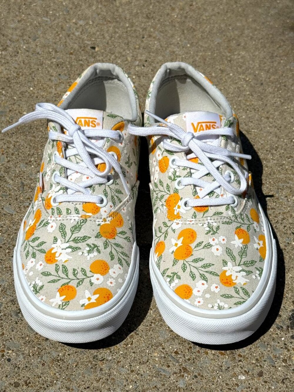 Vans Womens 9 Orange Floral Shoes Cottagecore Fruitcore Gardencore Sneakers 4133
